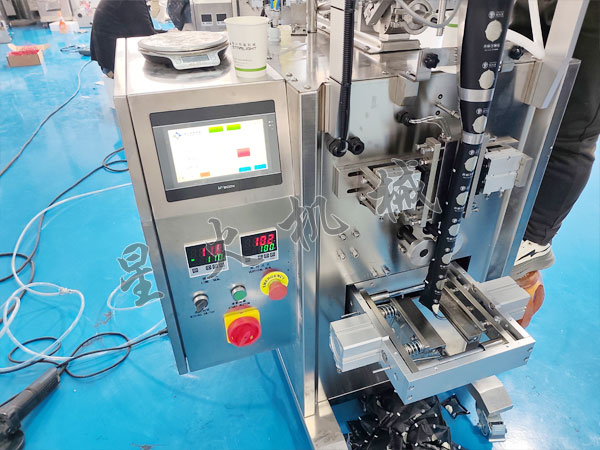 四川精品午夜视频-小立式醬料包裝機