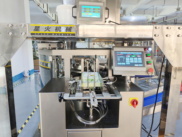 給袋式顆粒午夜电影网站-全自動燕麥片包裝機 